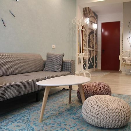Cozy Apartment In Vake Tbilisi Exterior photo